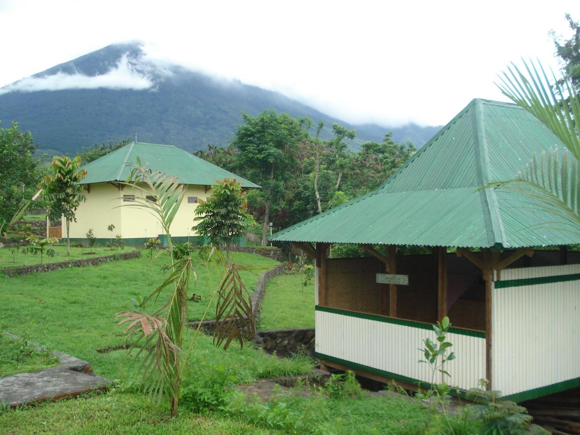 Lembah Rinjani Villa & Resto Syariah By Ecommerceloka Sembalunlawang Quarto foto